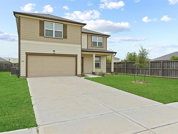 2nd image of 1044 White Birch Ln