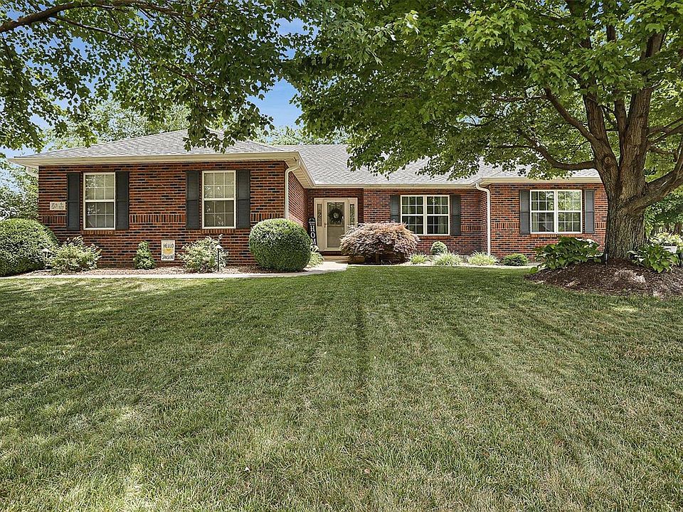 1st image of 6 Fox Mill Dr