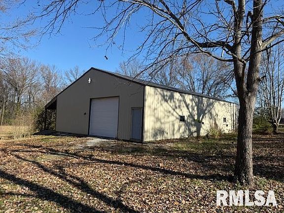 3rd image of 1112 McHaney Rd