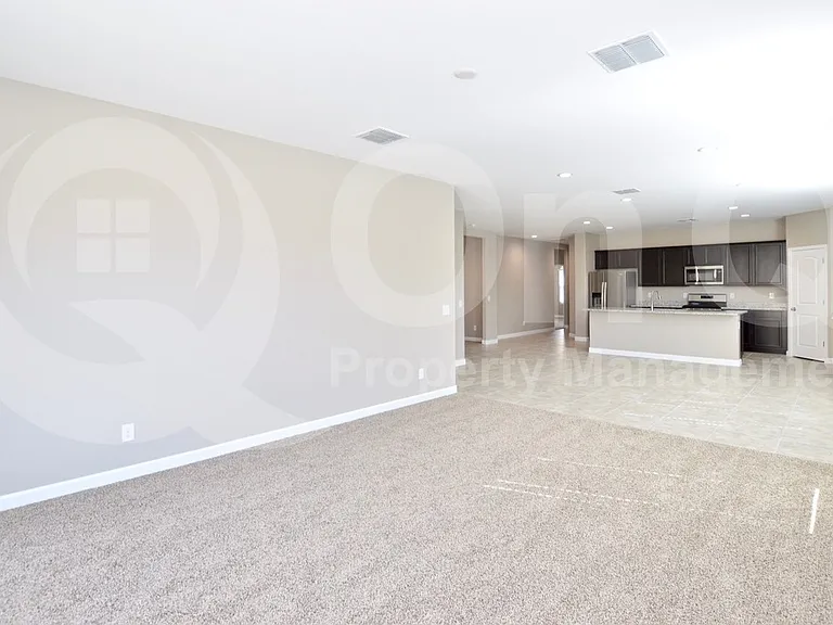 8502 W Millerton Way — Photo 7