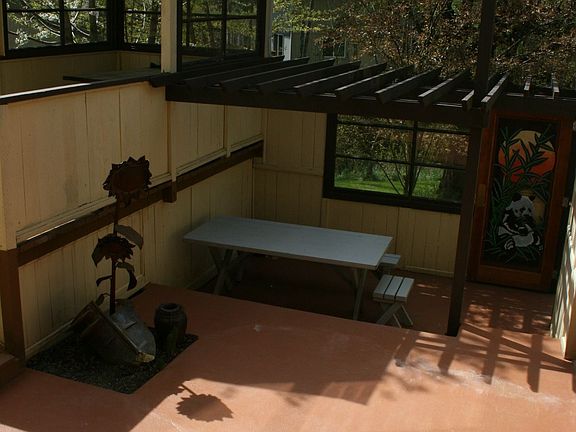 Multi-Level deck off family