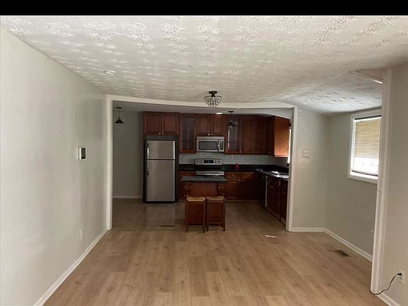 4th image of 2629 Rex Ave SW