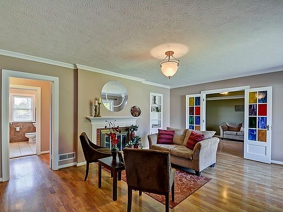 5th image of 1769 Maynard Dr