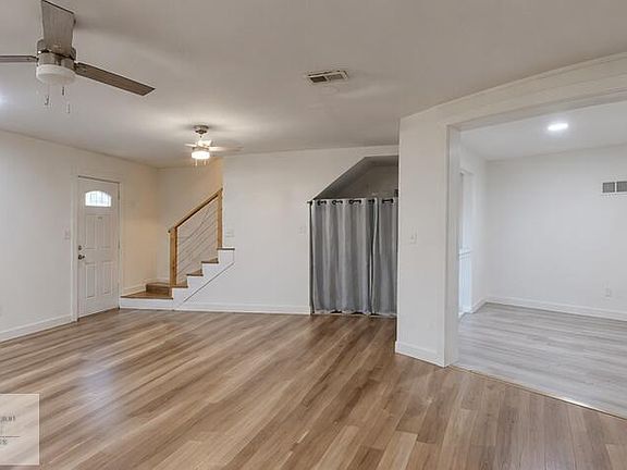 4th image of 833 Springfield Rd