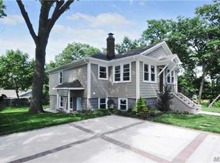 51 Undine Rd, Rocky Point, NY 11778