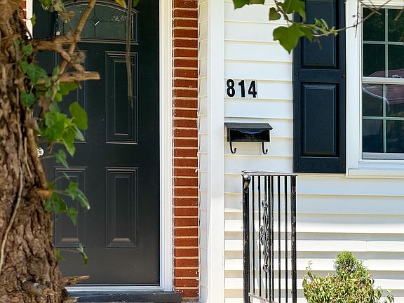 2nd image of 814 Adams St