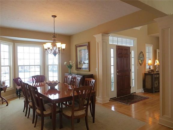 5th image of 108 High Stone Cir