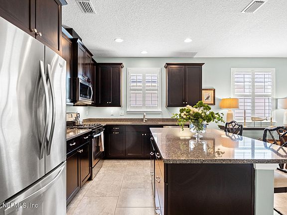 5th image of 14505 GARDEN GATE Drive