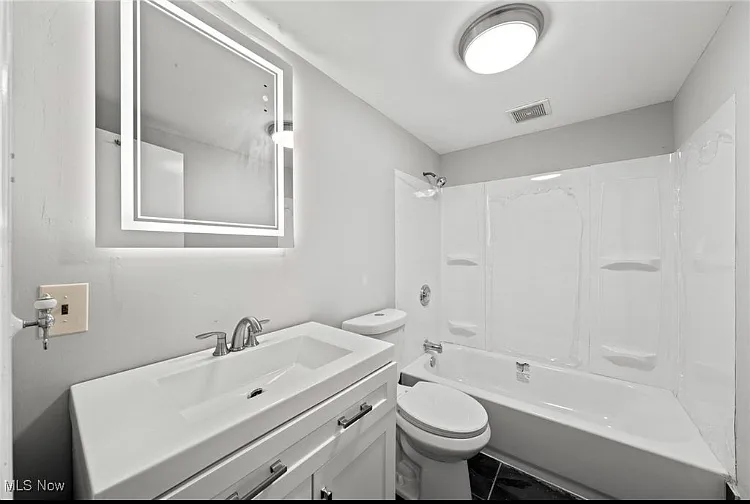 4942 Lear Nagle Rd — Photo 2