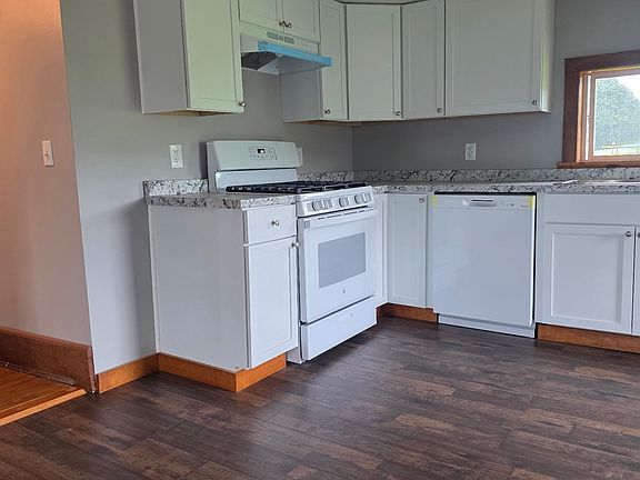 3rd image of 219 Van Dorn Rd S #2