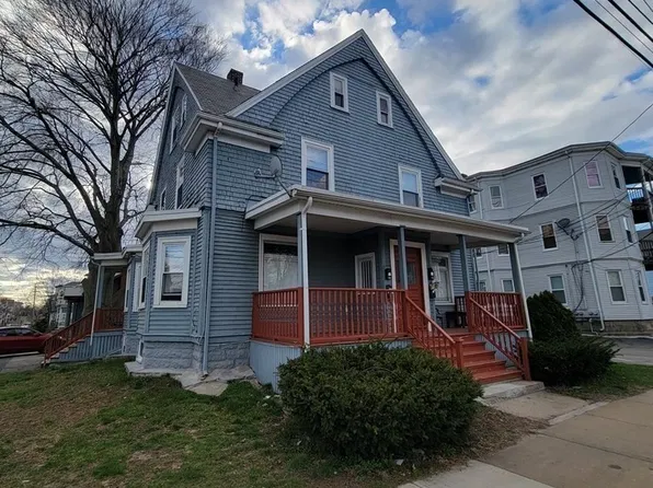 933 Warren Ave, Brockton, MA 02301