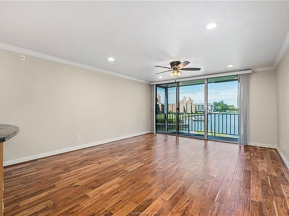 4th image of 12500 Melville Dr APT 143