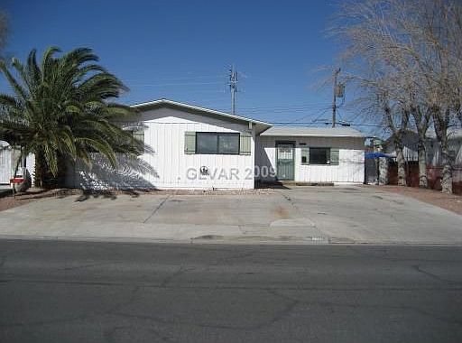 2nd image of 2820 Alcoa Ave
