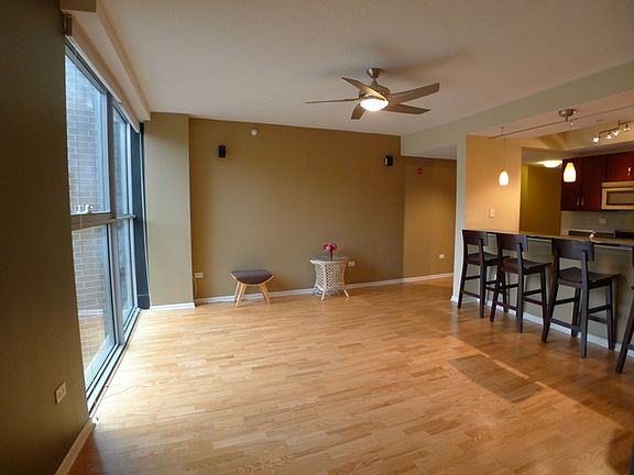 4th image of 1228 Emerson St Unit 201