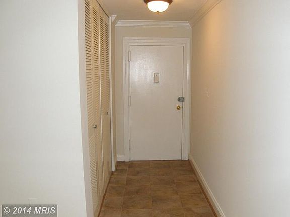4th image of 10620 Weymouth St APT 202