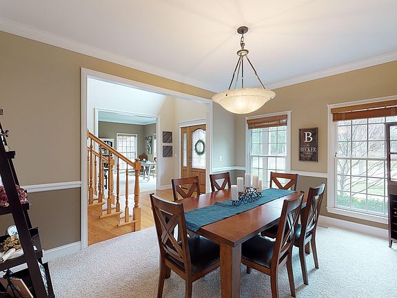 5th image of 59 Beech Dr