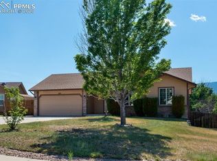 819 Eagle Bend Dr, Colorado Springs, CO 80911