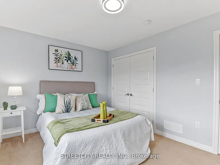 1271 Howlett Cir — Photo 27