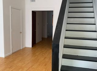 2446 S 5th St, Philadelphia, PA 19148