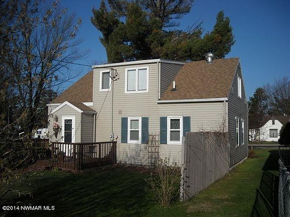 4th image of 30 Sand Lake Ave NW