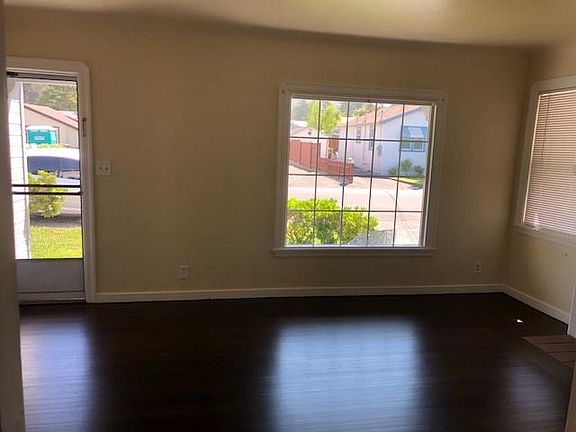 5th image of 1417 Vista Ave