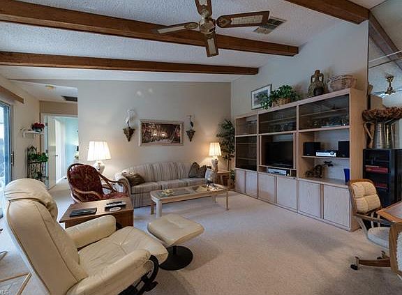 4th image of 15481 Crystal Lake Dr