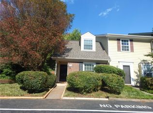 2763 Cottage Pl, Greensboro, NC 27455
