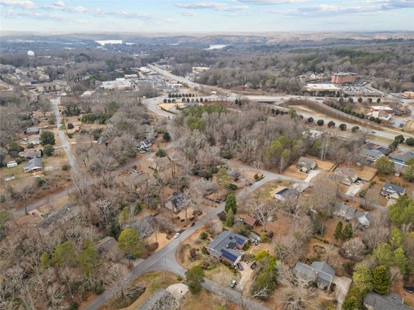 106 Rippleview Dr, Clemson, SC 29631