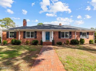 214 W 11th St, Washington, NC 27889