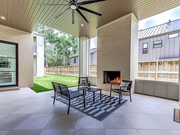 5th image of 408 W 30th St