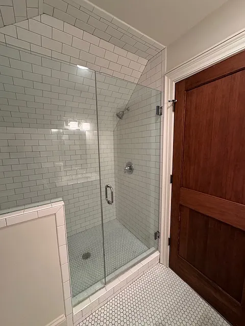 Studio, 450 sqft, $1,250 — Photo 3