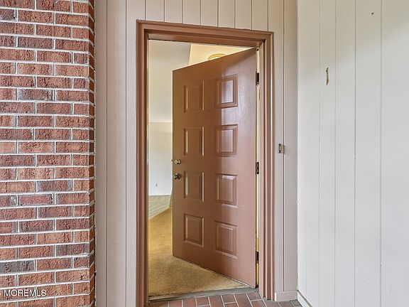 3rd image of 1 Peabody Court #1001