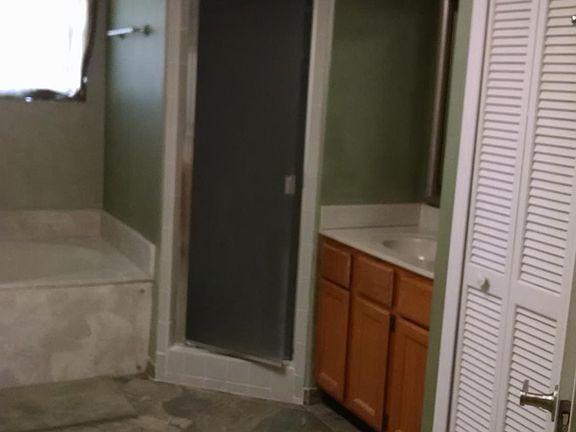 3rd image of 9056 Camshire Dr