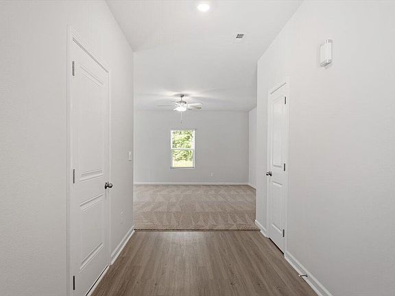 4th image of 154 Taverners Ln