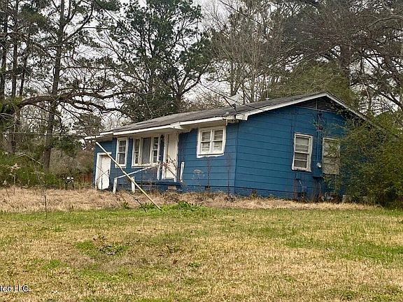 2nd image of 324 Windsor Dr