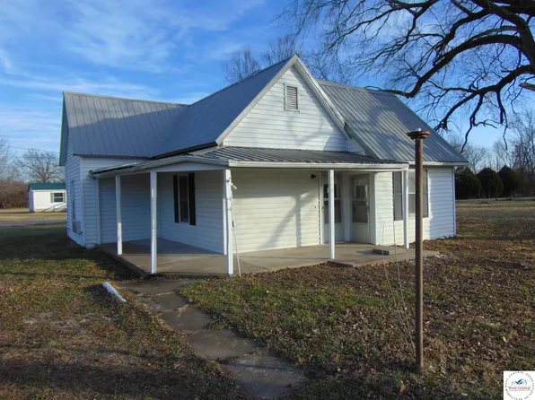 601 S 7th St, Deepwater, MO 64740