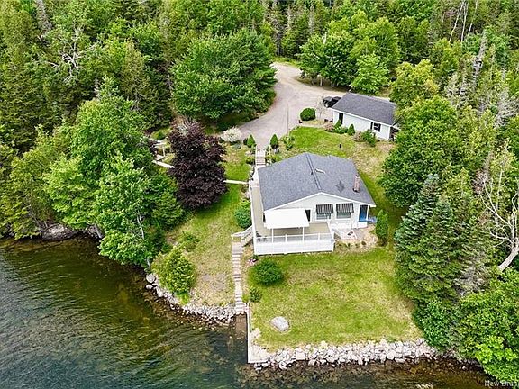 5th image of 106 Lakeside Dr