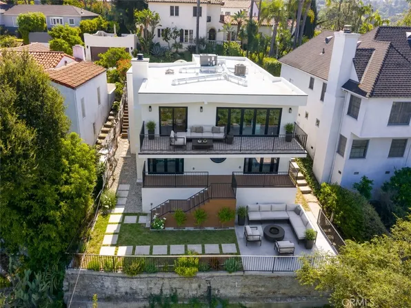 4171 Holly Knoll Dr, Los Angeles, CA 90027