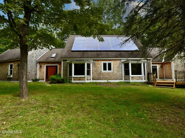 9 Star Ridge Way, Petersburgh, NY 12138