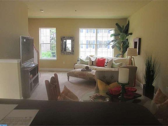 5th image of 1521 Brookstone Pl