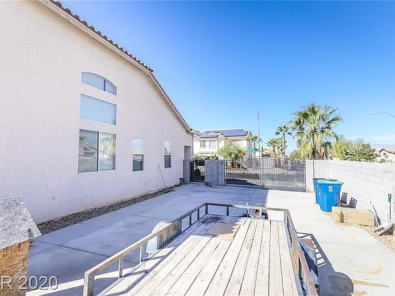3rd image of 6587 Aldergate Ln