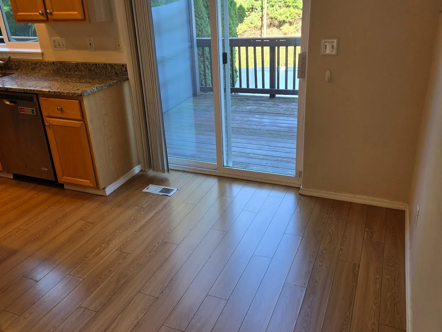 3 bed, 2.5 bath, 2239 sqft, $3,000 — Photo 4