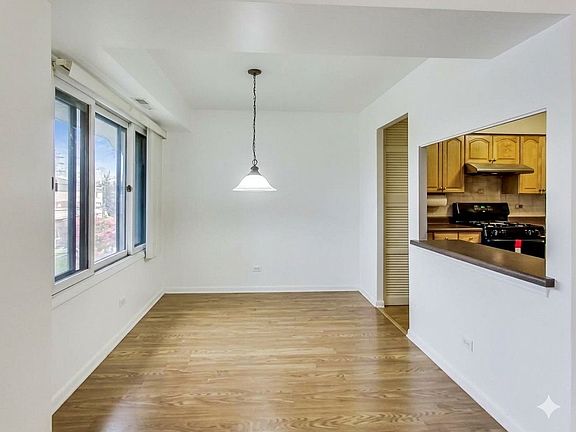 5th image of 1132 E Randville Dr Unit 2F