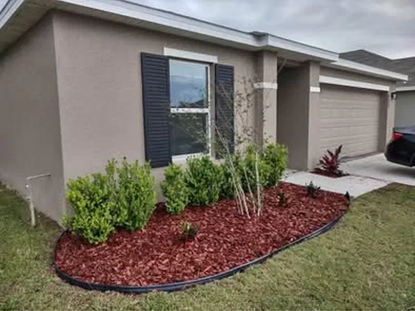 8533 Triumph Cir, Wildwood, FL 34785