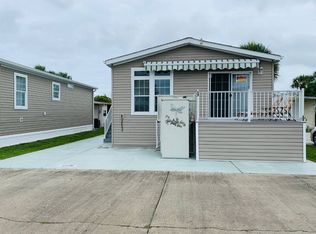185 Tercero Ln, Fort Myers Beach, FL 33931
