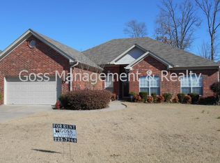5 Woods Cv, Little Rock, AR 72210