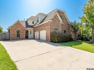 2111 Rockybrook Dr, Baton Rouge, LA 70816