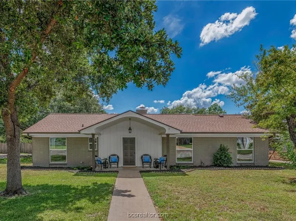 3618 Sunnybrook Ln, Bryan, TX 77802