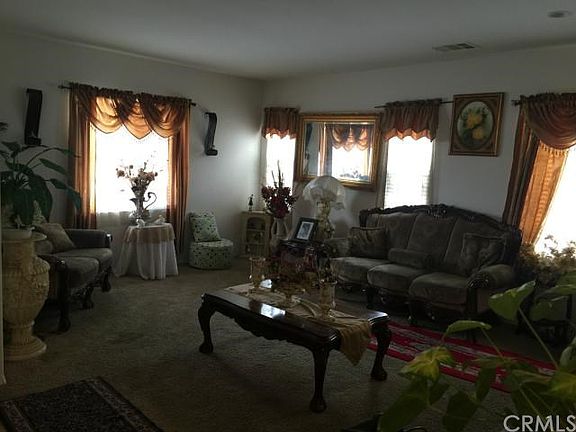 3rd image of 11053 Mesa Linda St