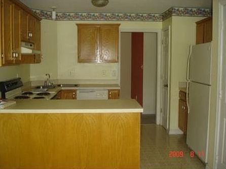 4th image of 232 Kathleen Ct